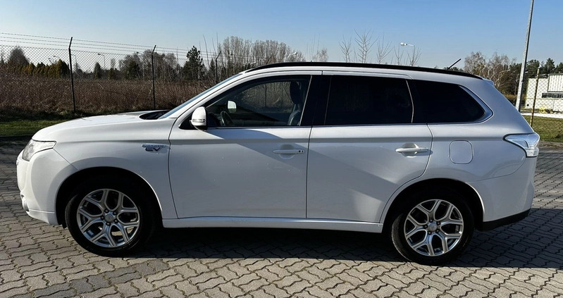 Mitsubishi Outlander cena 58999 przebieg: 226361, rok produkcji 2013 z Piaseczno małe 704